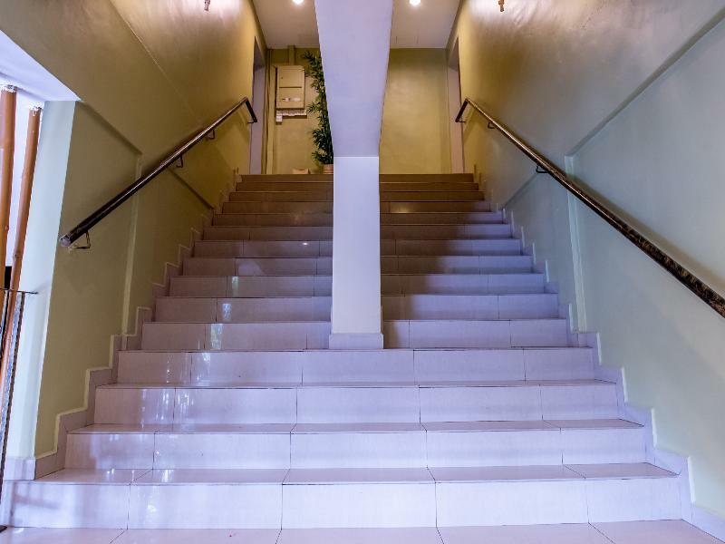 Oyo 434 Marbella Hotel Джохор-Бару Екстер'єр фото